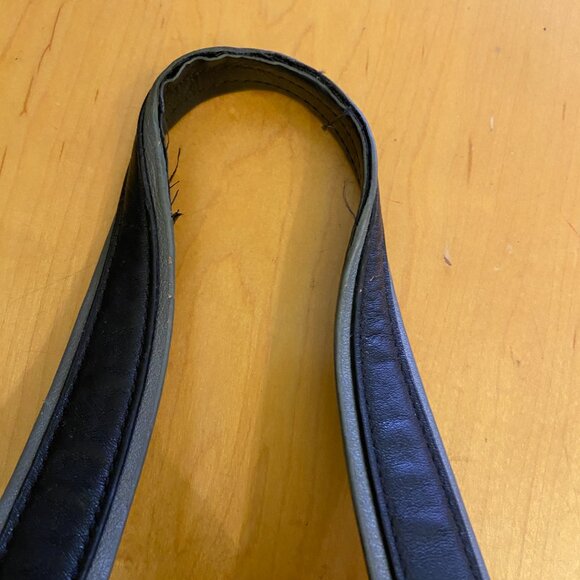 Tumi Elements Ballistic Nylon with Leather Trim Shoulder Bag - Picture 7 of 9